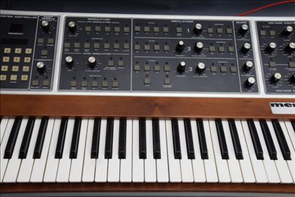 Moog-Memorymoog with 5G MIDI